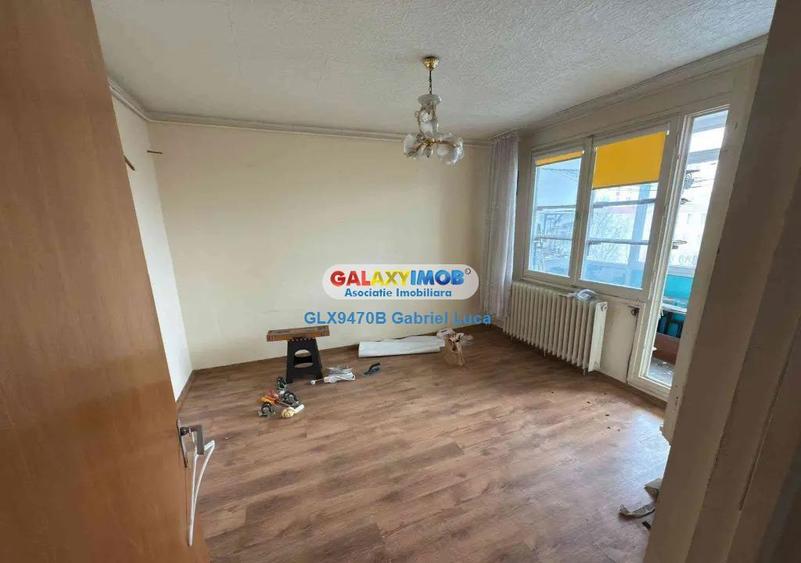Apartament cu 4 camere decomandat, mobilat în Berceni — fotografia 2