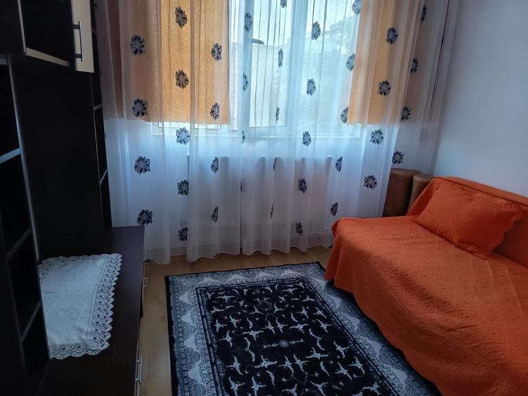 Apartament cu 2 camere semidecomandat în Micro 19