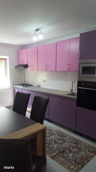 Apartament cu 3 camere în Astra