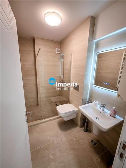 Apartament cu 3 camere decomandat, mobilat în Copou