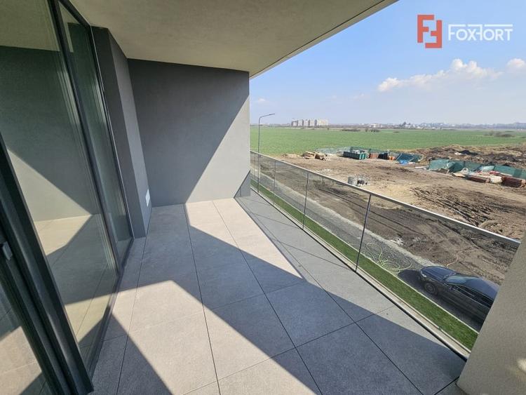 Apartament cu 3 camere în Torontalului