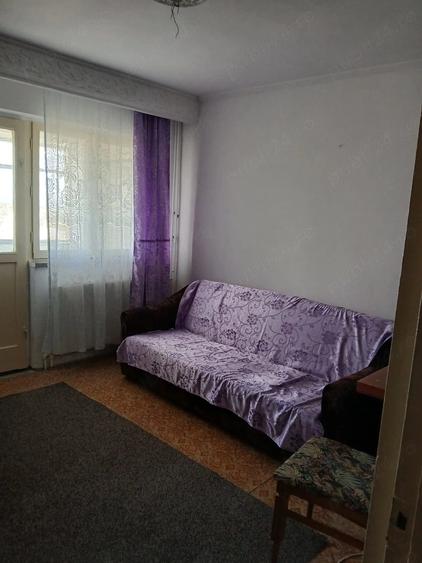 Apartament cu 2 camere decomandat în Prundu