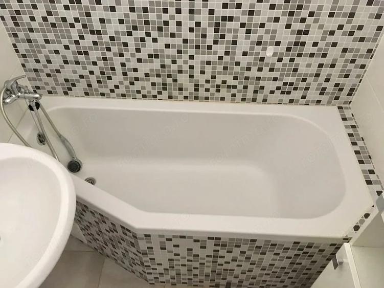 Apartament cu 2 camere decomandat în Florilor