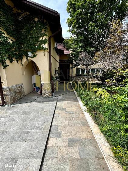 Casă cu 4 camere cu Teren 601 Mp în Central