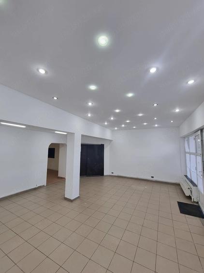 Spațiu comercial, de 80 mp, în Nord