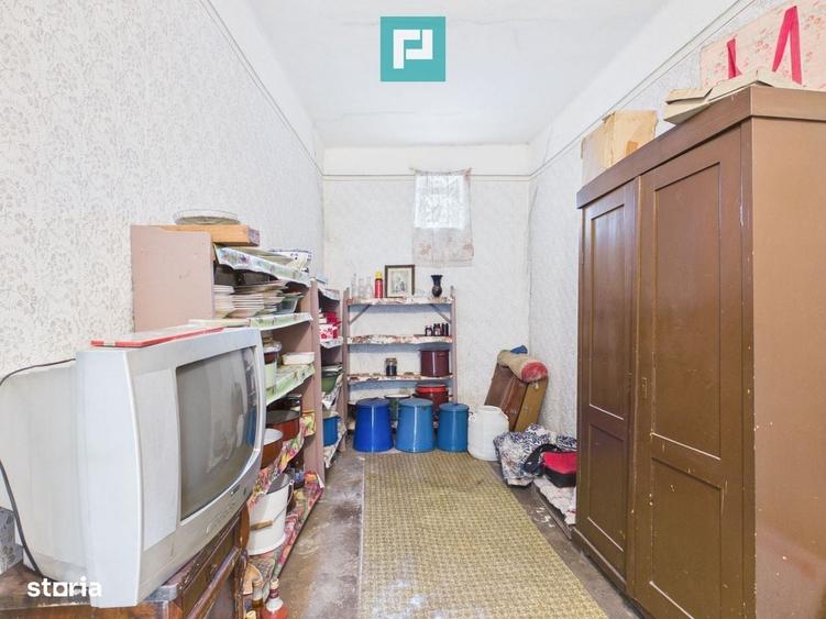 Casă cu 4 camere cu Teren 4065 Mp în Dorobanți