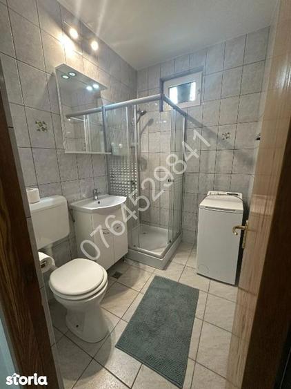 Apartament cu 2 camere semidecomandat, mobilat în 1 Mai