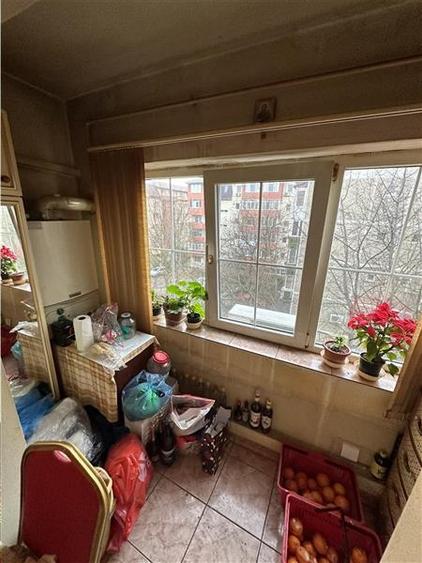 Apartament cu 2 camere decomandat în Lipovei