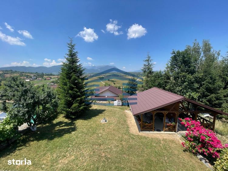 Casă cu 4 camere cu Teren 800 Mp în Bran