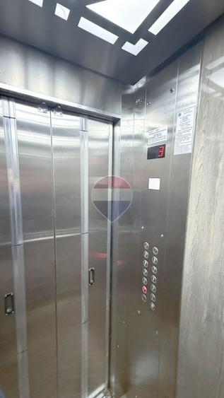 Apartament cu 3 camere decomandat, mobilat în Magheru
