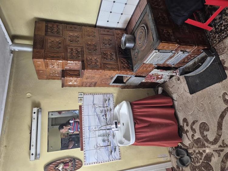 Casă cu 3 camere cu Teren 1500 Mp în Cândești