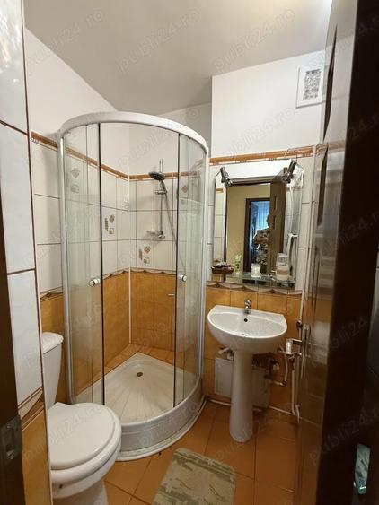 Apartament 4 camere, 2 balcoane, 2 grupuri sanitare - 6