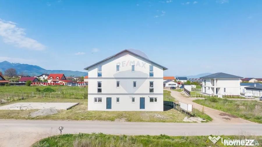 Casă cu 5 camere cu Teren 178 Mp în Tărlungeni