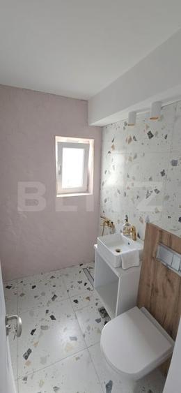 Apartament cu 2 camere semidecomandat, mobilat în Central