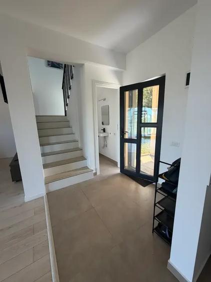Duplex cu 4 camere cu Teren 600 Mp în Buftea