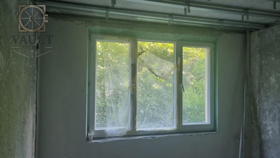 Apartament cu 4 camere decomandat în Drumul Găzarului