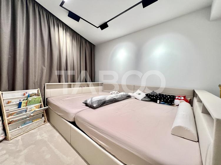 Apartament cu 3 camere semidecomandat, mobilat în Mănăștur