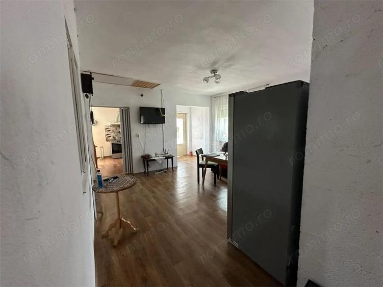 Casă cu Teren 1438 Mp în Central