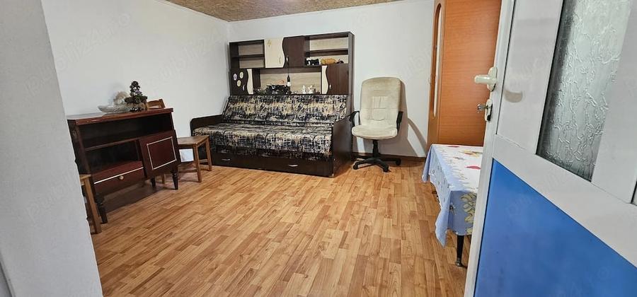 Casă cu 2 camere cu Teren 10000 Mp în Mitrofani