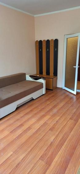 Garsonieră în Sârbi