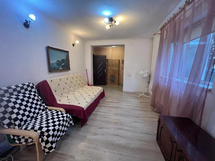 Casă cu 5 camere cu Teren 611 Mp în Cornu