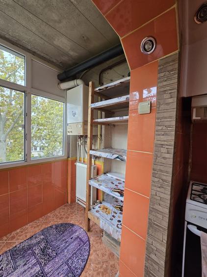 Apartament cu 3 camere decomandat în Vidin-Progresul