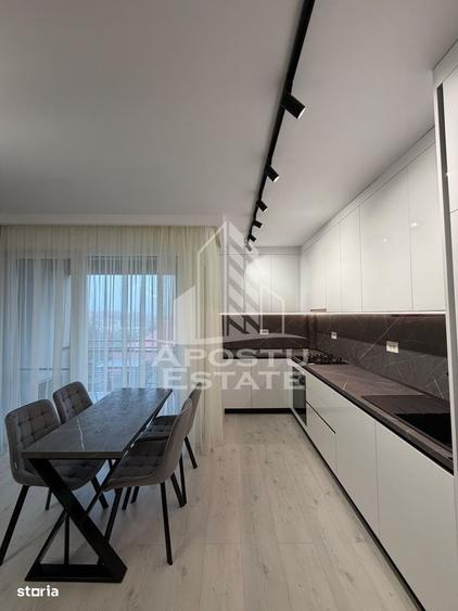 Apartament cu 3 camere în Aradului