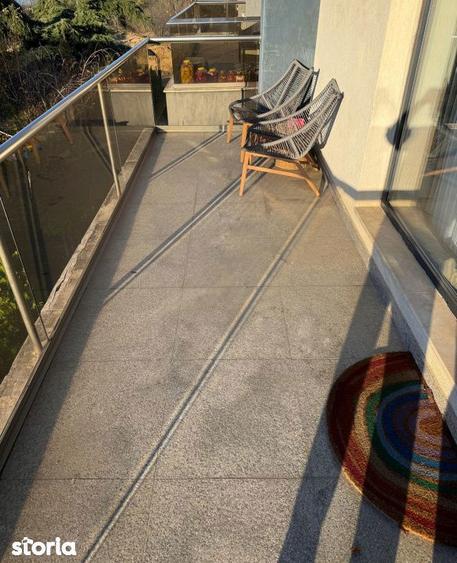 Apartament cu 3 camere decomandat, mobilat în Dămăroaia