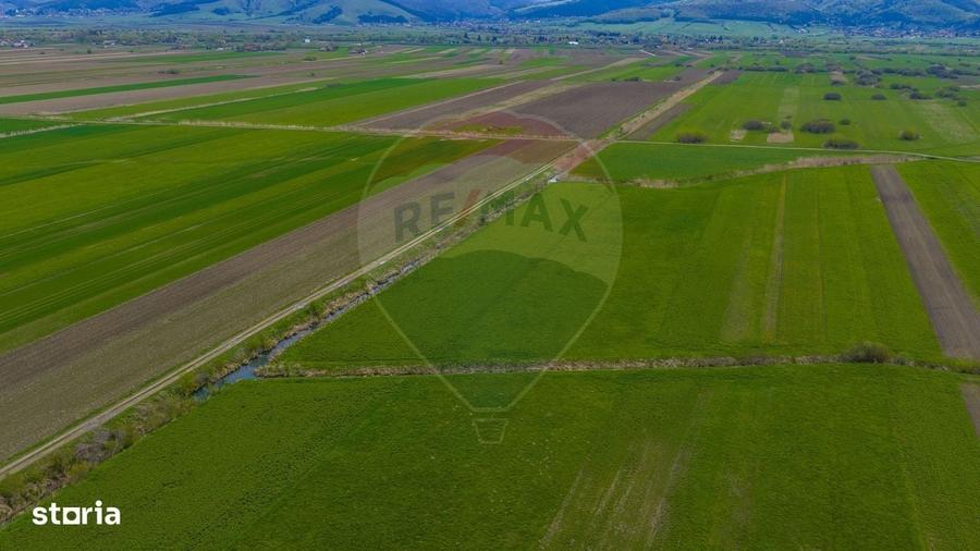 Spațiu comercial, în Lunca Mărcușului
