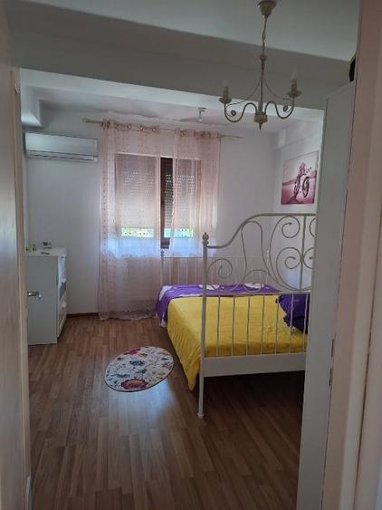 Apartament cu 2 camere decomandat, mobilat în Crângași