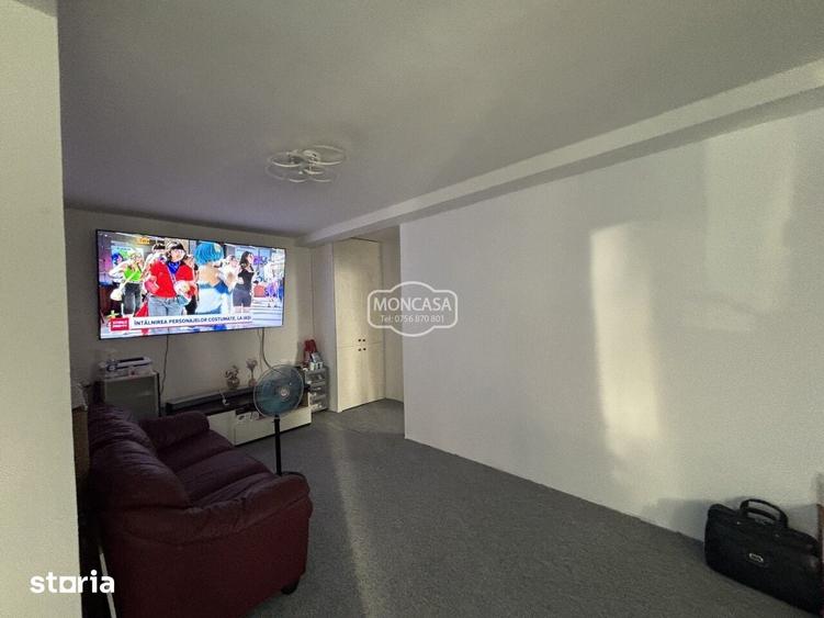 Casă cu 6 camere cu Teren 500 Mp în Central