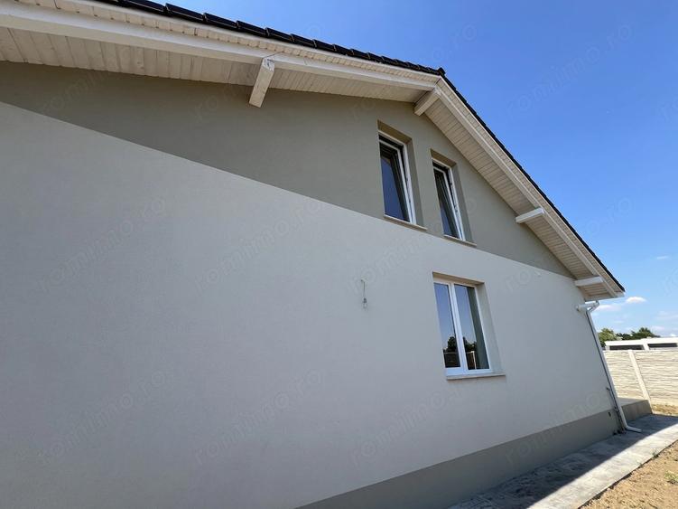 Casă cu 3 camere cu Teren 236 Mp în Bucovăț (Remetea Mare)
