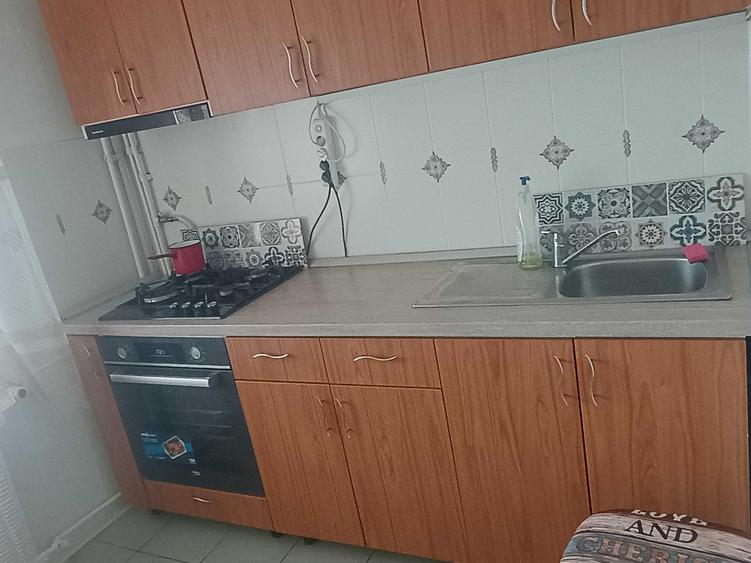 Apartament cu 2 camere decomandat în Mihai Bravu