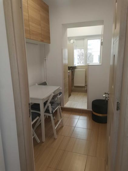 Garsonieră decomandată în Gara