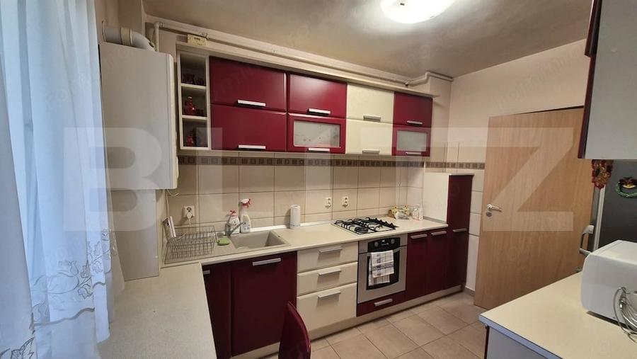 Apartament cu 2 camere de vanzare, 71,30 mp, Micro 16 cu terasa inchisa si garaj - 2