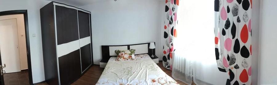 Apartament cu 3 camere decomandat în Exterior Vest