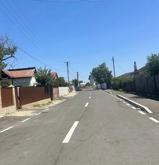 Teren de 1467 mp, în Bradu