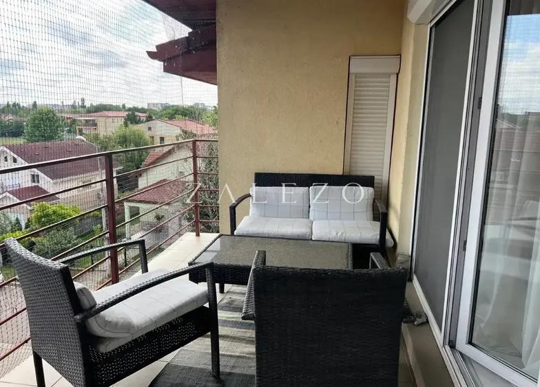 Apartament cu 4 camere decomandat, mobilat în Lipovei
