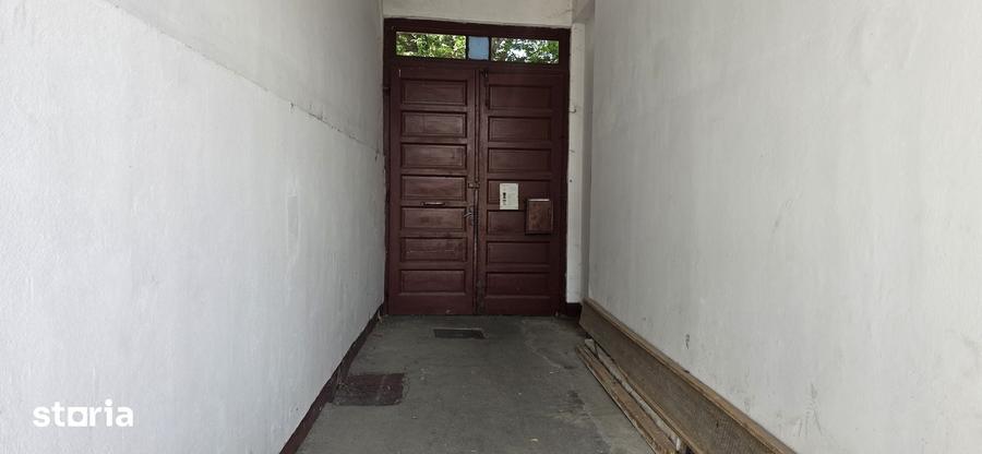 Casă cu 3 camere cu Teren 141 Mp în Central