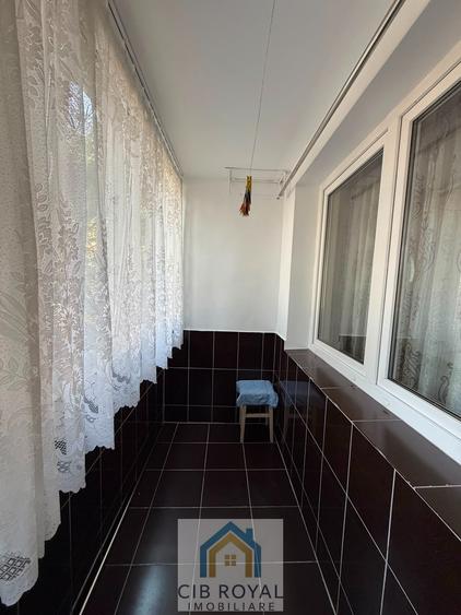 Apartament cu 3 camere semidecomandat în Câmpia Libertății