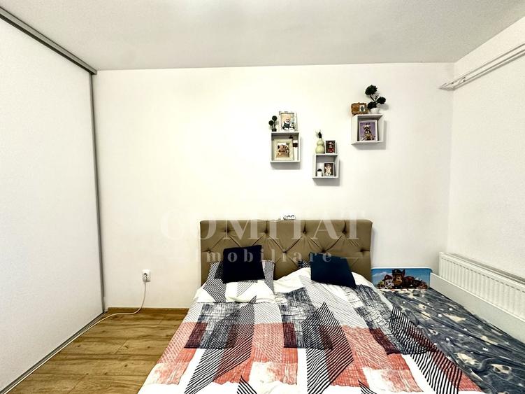 Apartament cu 2 camere semidecomandat, mobilat în Florești