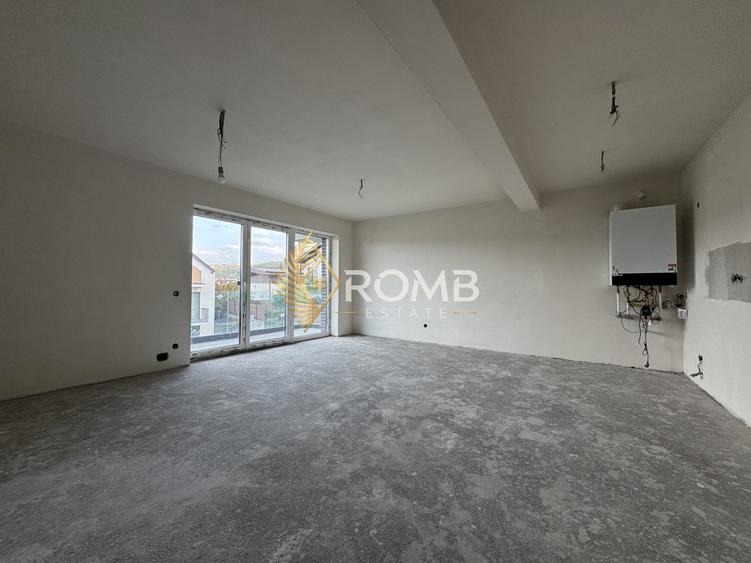 Apartament cu 5 camere semidecomandat în Mănăștur