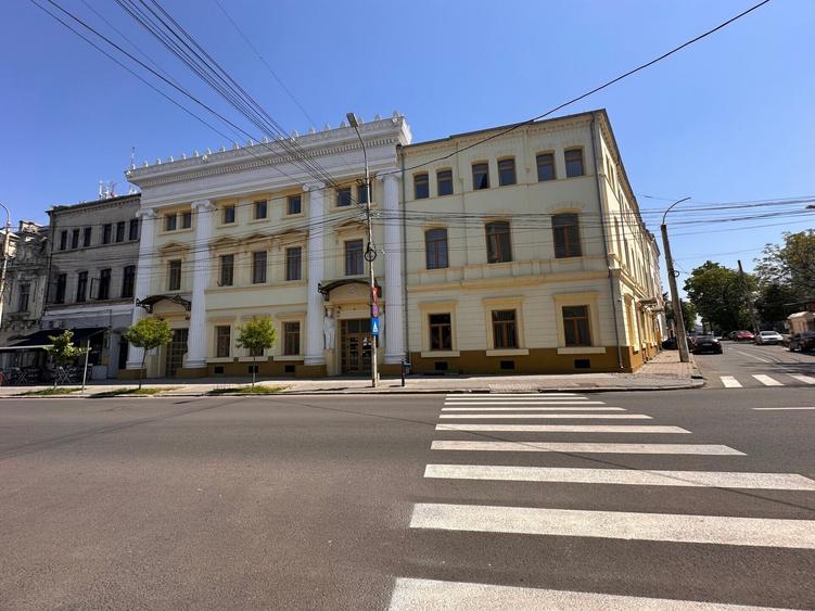 Spațiu comercial, de 1,741 mp, în Central