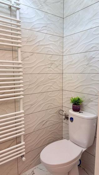 Apartament cu 3 camere decomandat în Lujerului