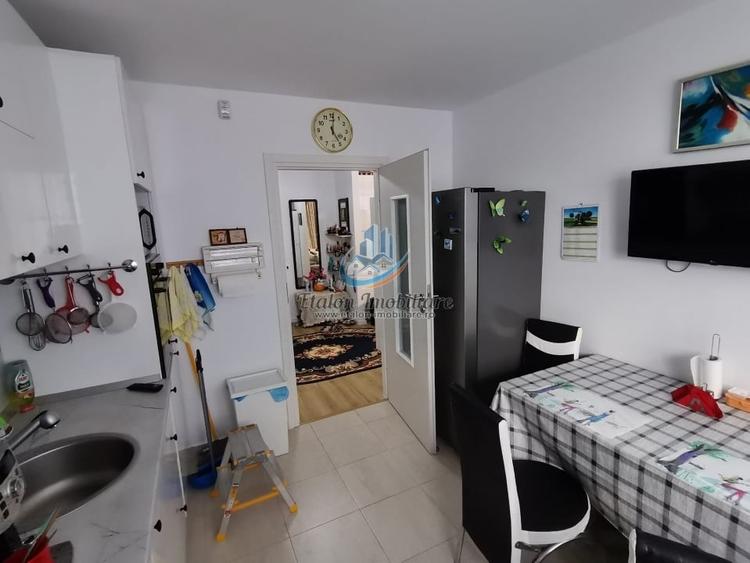Apartament cu 2 camere decomandat în Mărăței
