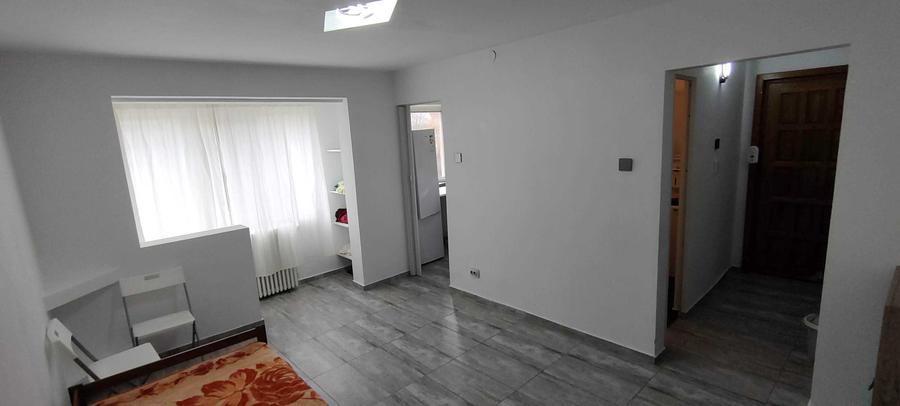 Proprietar Inchiriez apartament 1 camera, decomandat, zona Lipovei (Thalia) - 1
