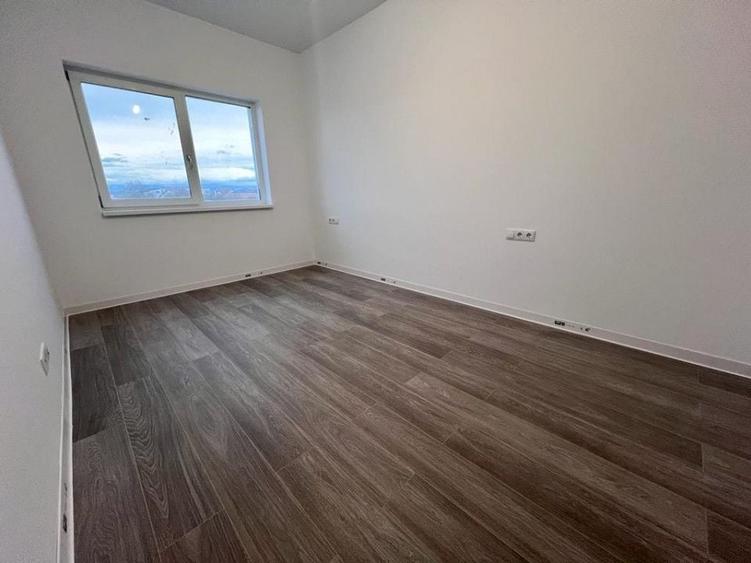 Apartament cu 3 camere decomandat în Vasile Aaron