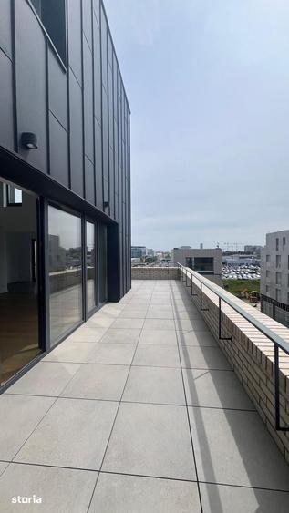 Apartament cu 4 camere în Central — fotografia 1