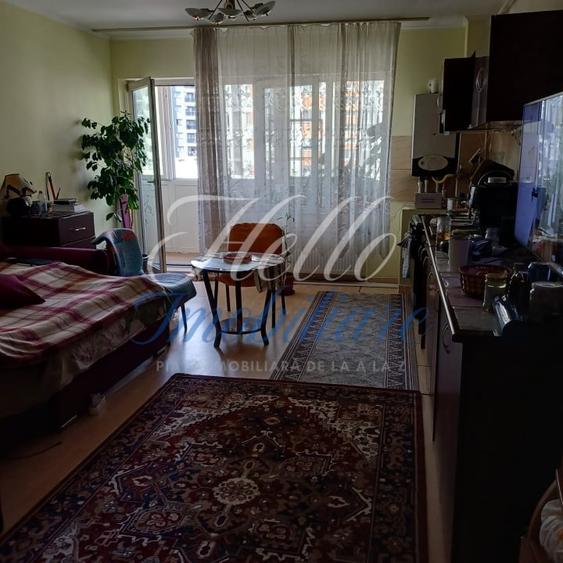 Apartament cu 2 camere semidecomandat, mobilat în Dâmbul Rotund
