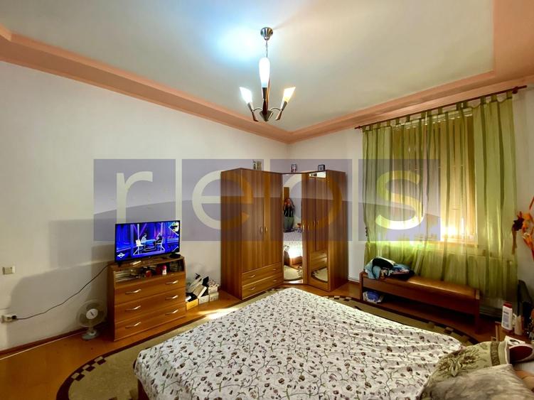 Apartament cu 3 camere decomandat, mobilat în Sebastian